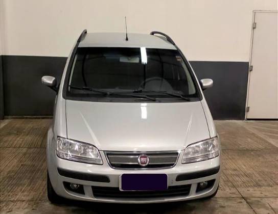 FIAT IDEA 1.8 MPI ELX 8V FLEX 4P MANUAL FIAT IDEA 1.8 MPI ELX 8V FLEX 4P MANUAL